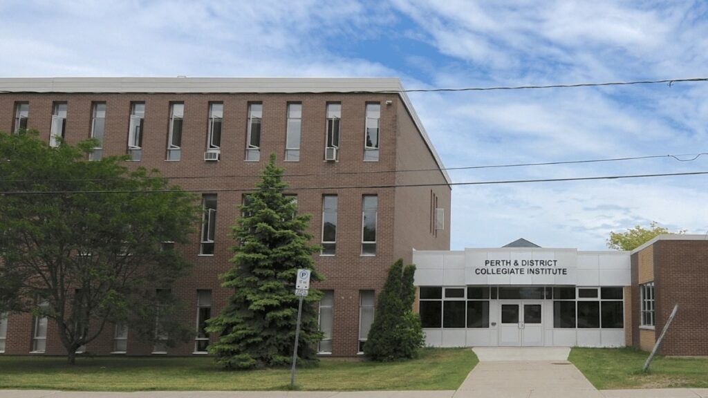 Perth & District Collegiate Institute 