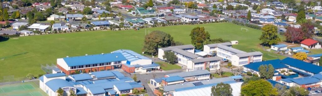 Te Kamo High School
